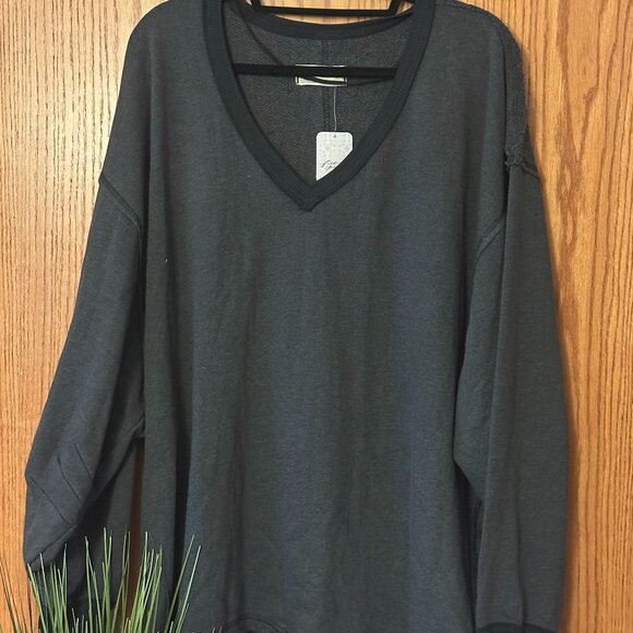 NWT Free people We the Free Venice V-neck Black size- LARGE - Picture 4 of 5